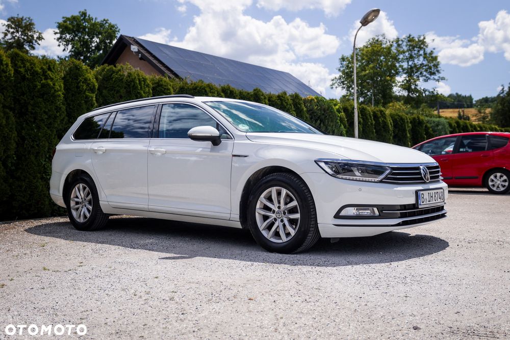 Volkswagen Passat 2.0 TDI SCR BlueMotion Technology 4Motion Trendline - 5