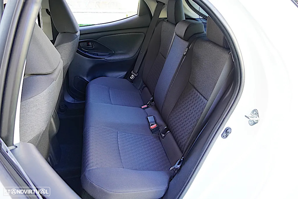 Toyota Yaris 1.5 HDF Exclusive - 18