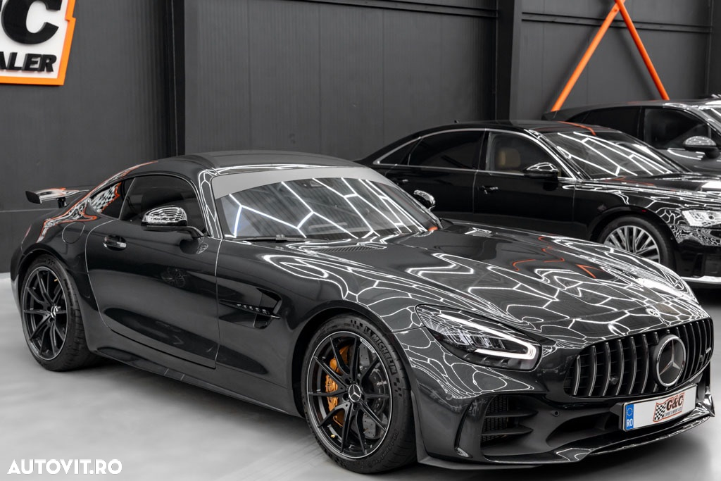 Mercedes-Benz AMG GT R - 3