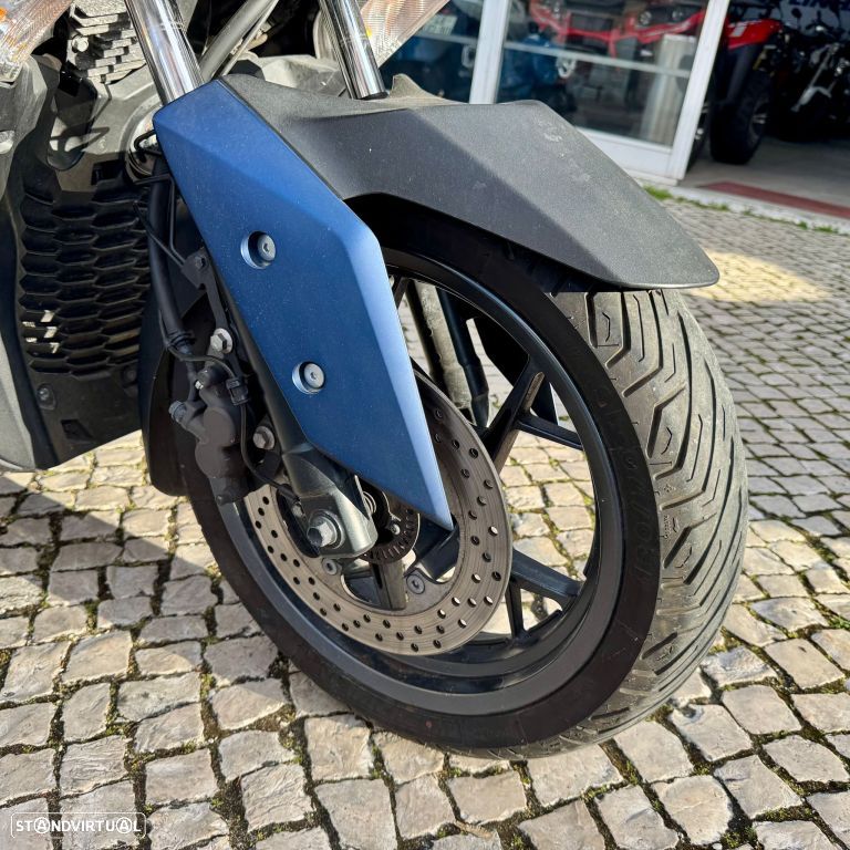 Yamaha X-Max 300 - 8