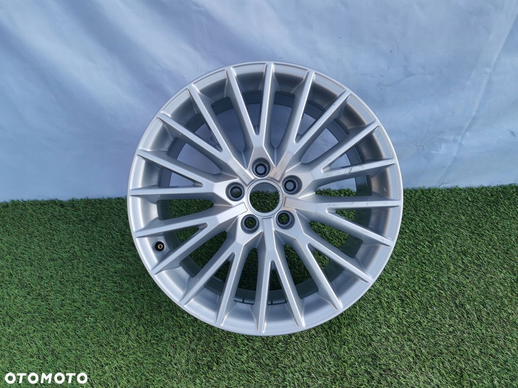FELGA AUDI TT 8S0 8,5x18 ET50 5x112 8S0601025D - 3