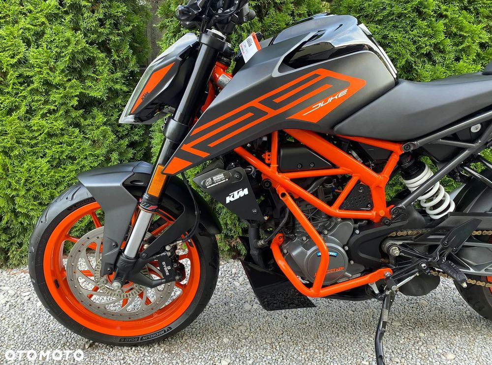KTM Duke 125 - 26