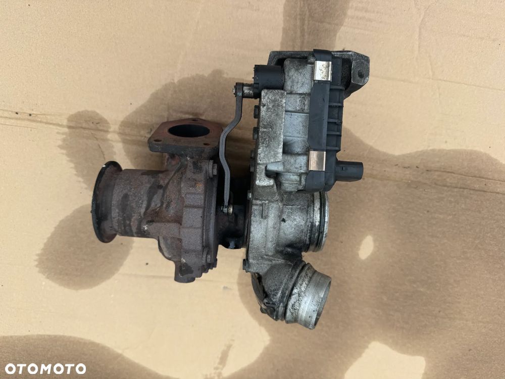 BMW E87 E90 E60 2.0 DIESEL N47 TURBOSPREZARKA - 2