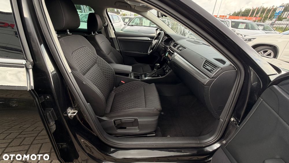 Skoda Superb 2.0 TDI Active DSG - 7