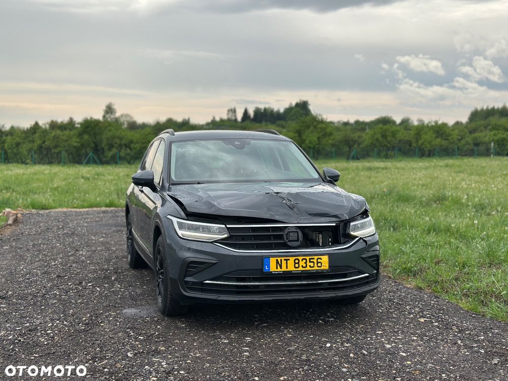 Volkswagen Tiguan - 3
