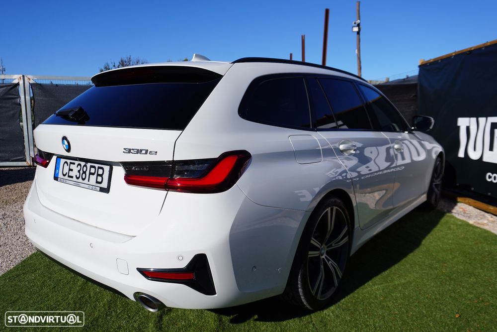 BMW 330 e Aut. Sport Line - 7