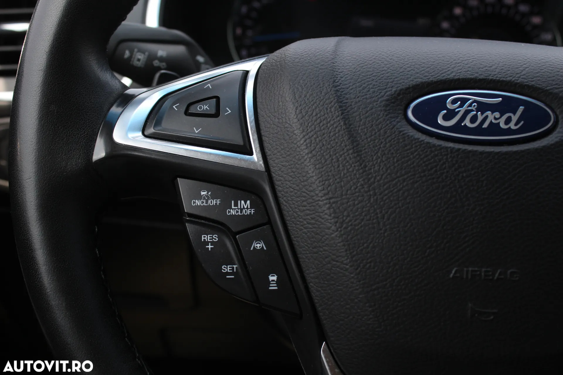 Ford Edge 2.0 EcoBlue Bi-Turbo 4x4 Aut. Titanium - 5