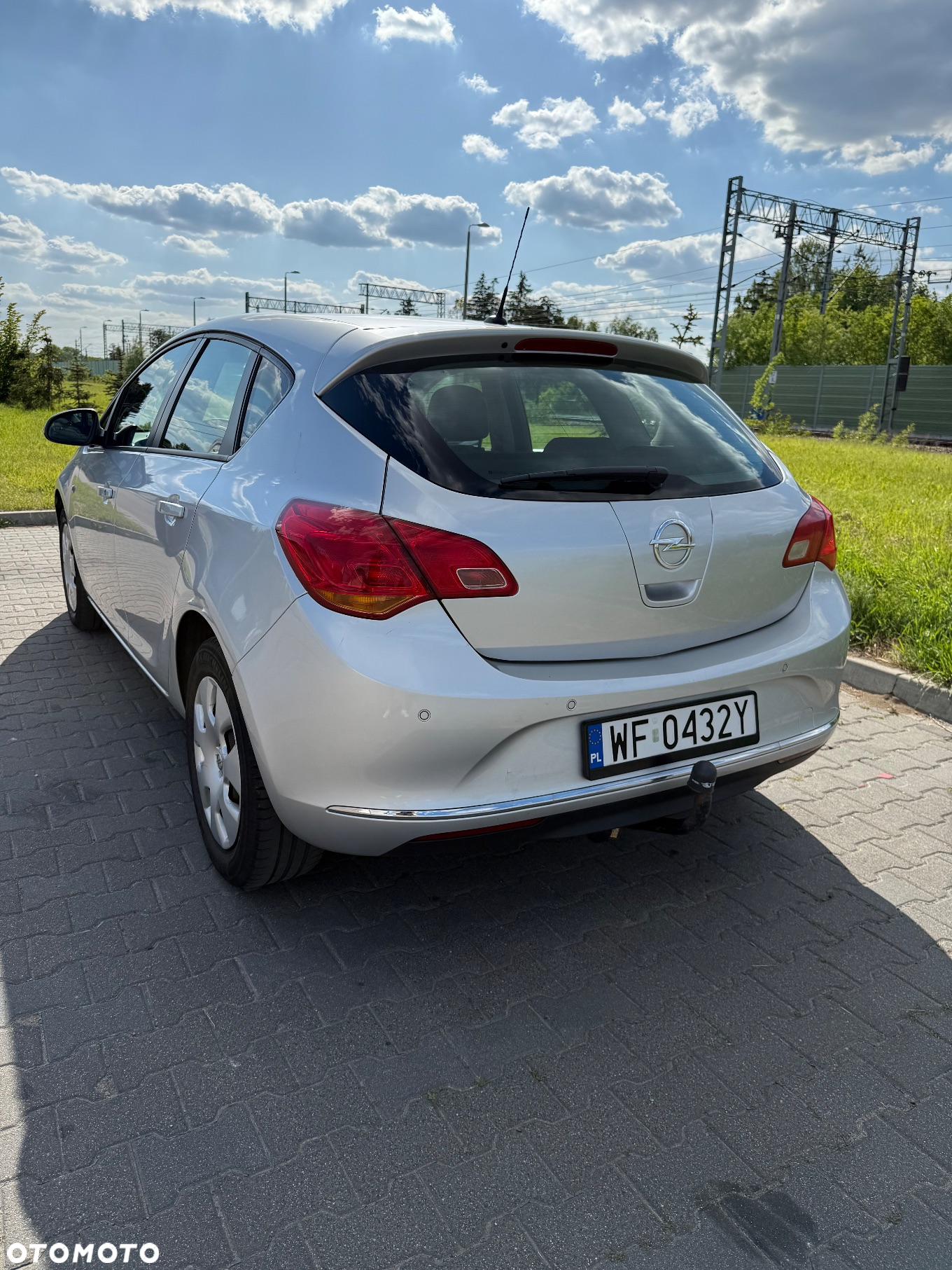 Opel Astra IV 1.6 Essentia - 7