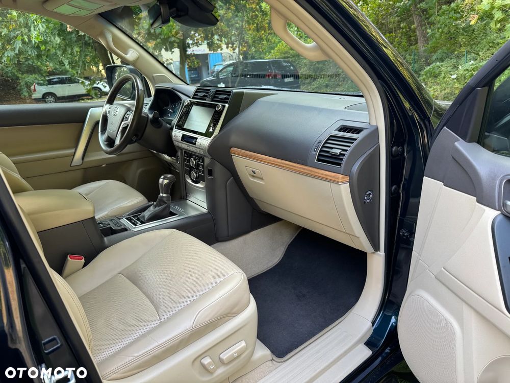 Toyota Land Cruiser - 6