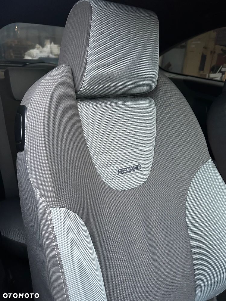 Ford Focus ST - 25
