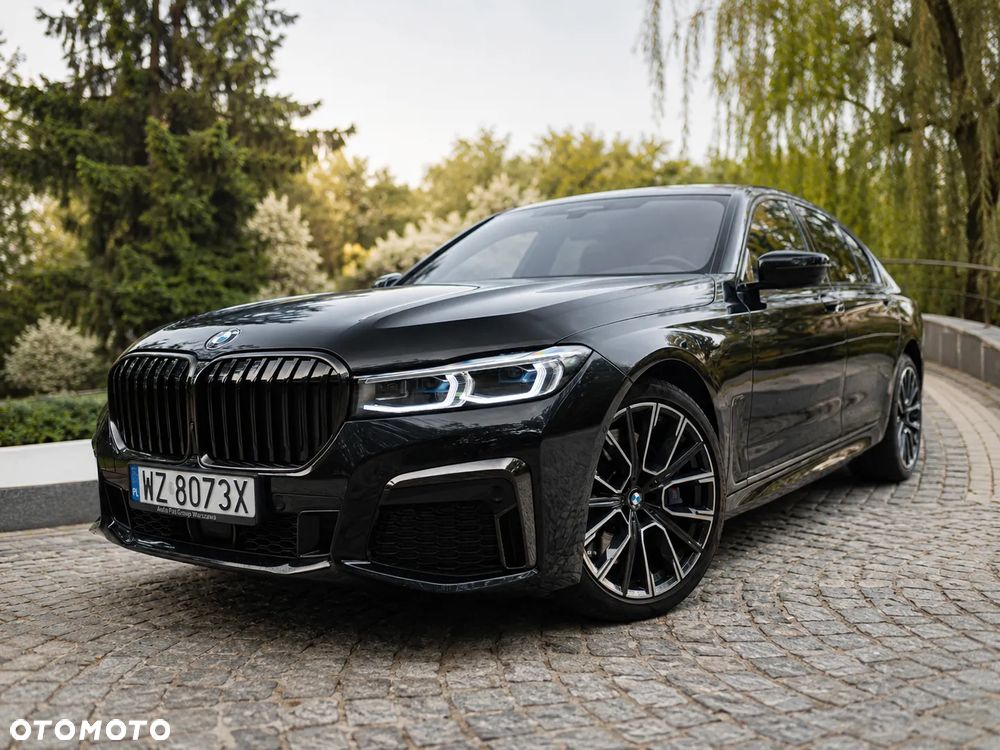 BMW Seria 7 750i xDrive