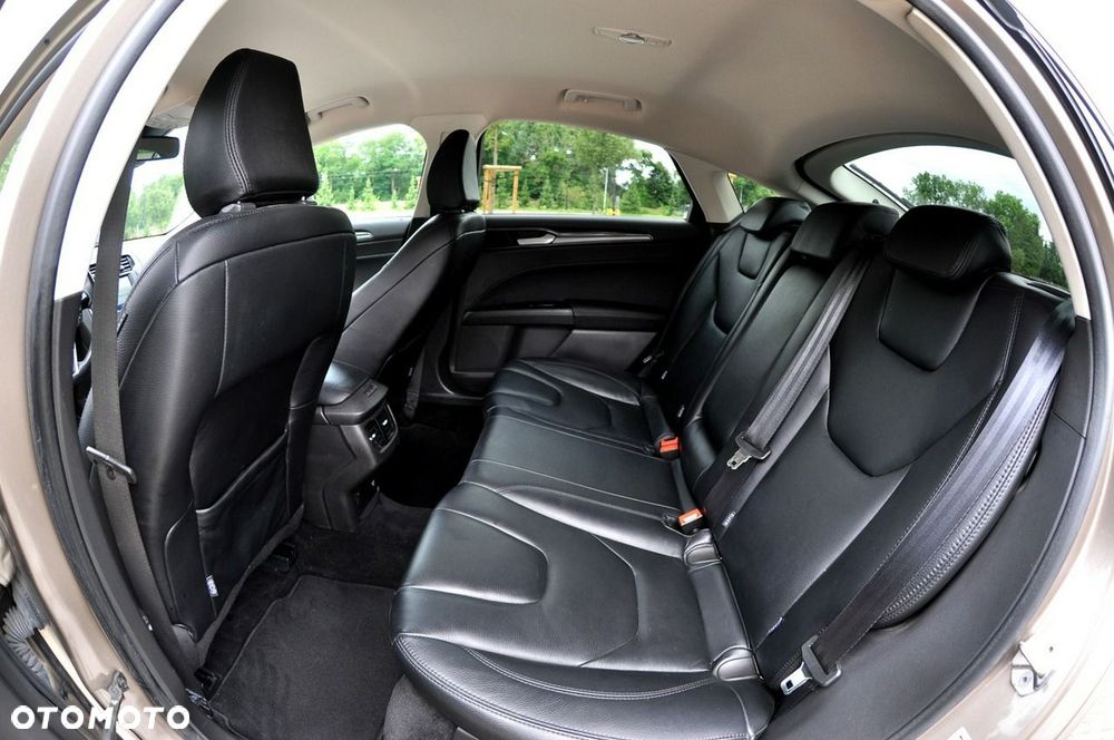 Ford Mondeo 2.0 TDCi ECOnetic Titanium - 10