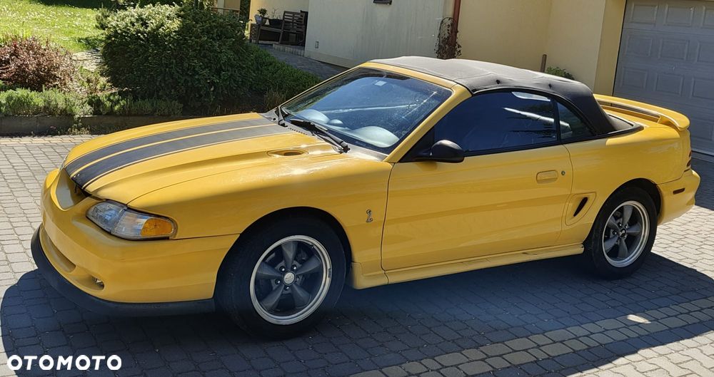 Ford Mustang - 12
