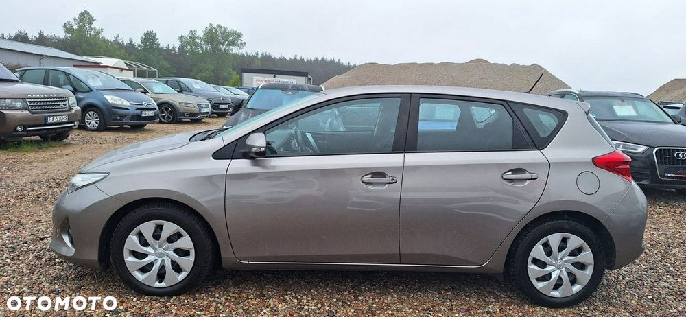 Toyota Auris - 7