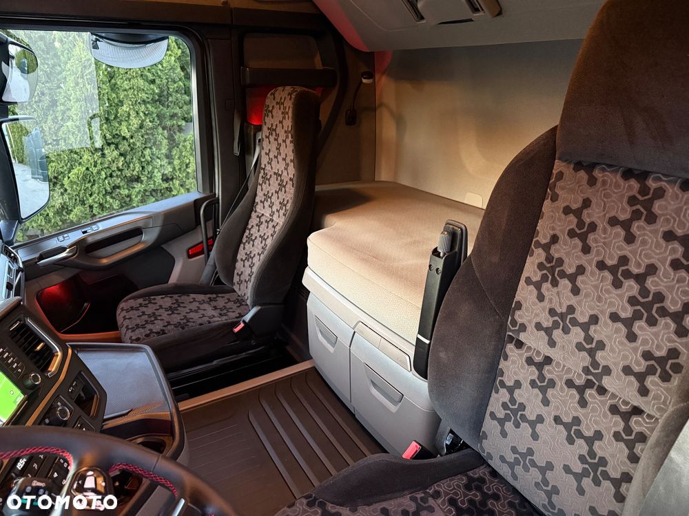 Scania - 28