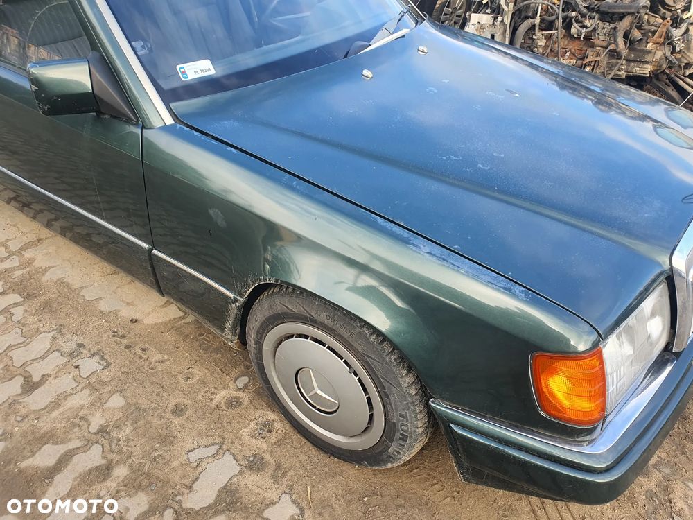 mercedes w124 maska zderzak lampa grill błotnik drzwi zbiornik paliwa szyba lusterko klamka - 4