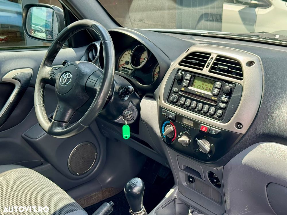 Toyota RAV4 D-4D 4x4 Edition - 6