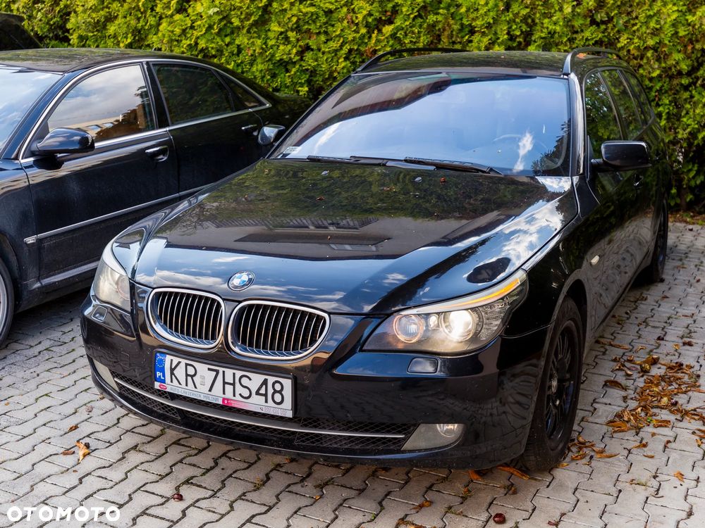 BMW Seria 5 530d xDrive Touring Edition Lifestyle - 2