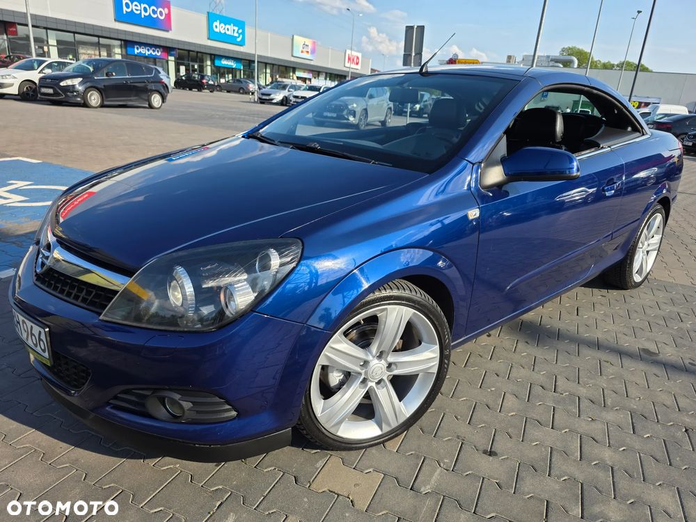 Opel Astra 1.8 Automatik Cosmo - 2