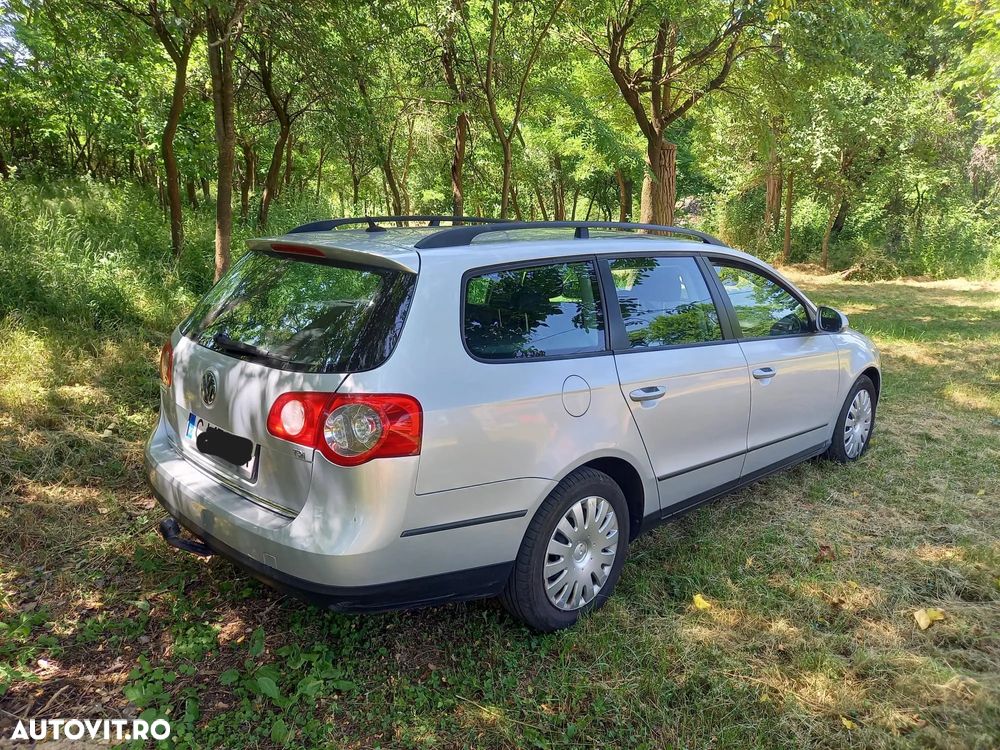 Volkswagen Passat 1.9 TDI DPF Comfortline - 4