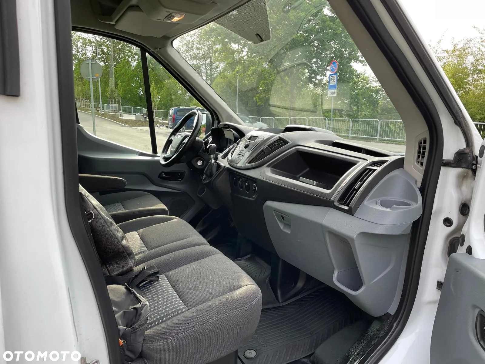 Ford Transit - 11