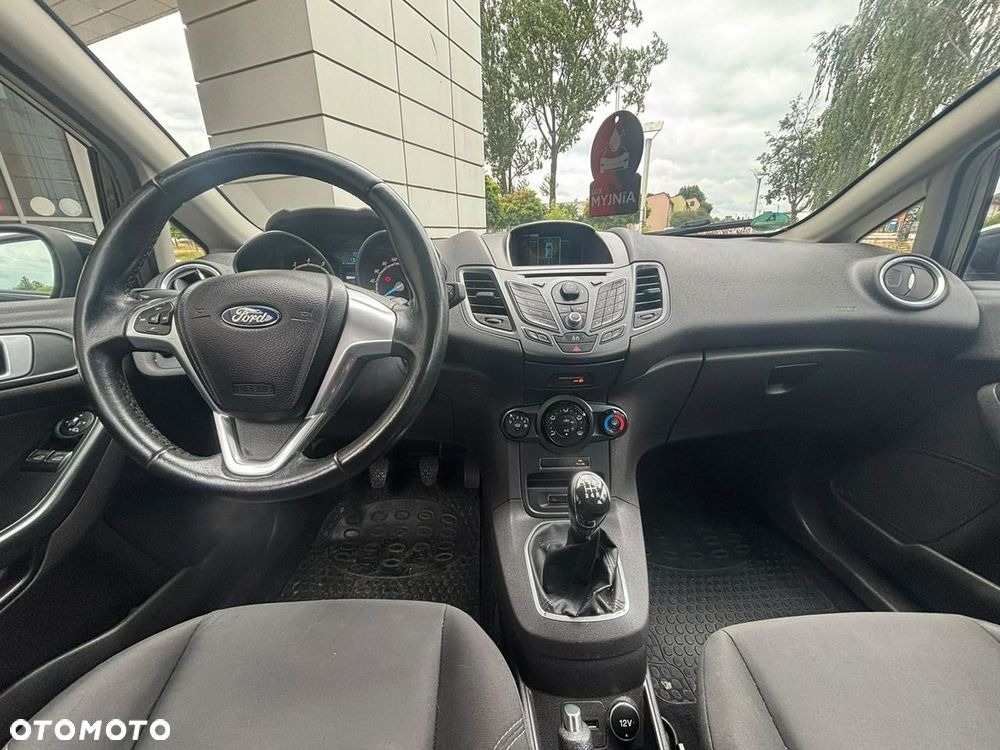 Ford Fiesta 1.0 Trend EU6 - 17