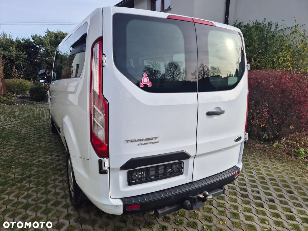 Ford Transit Custom - 11