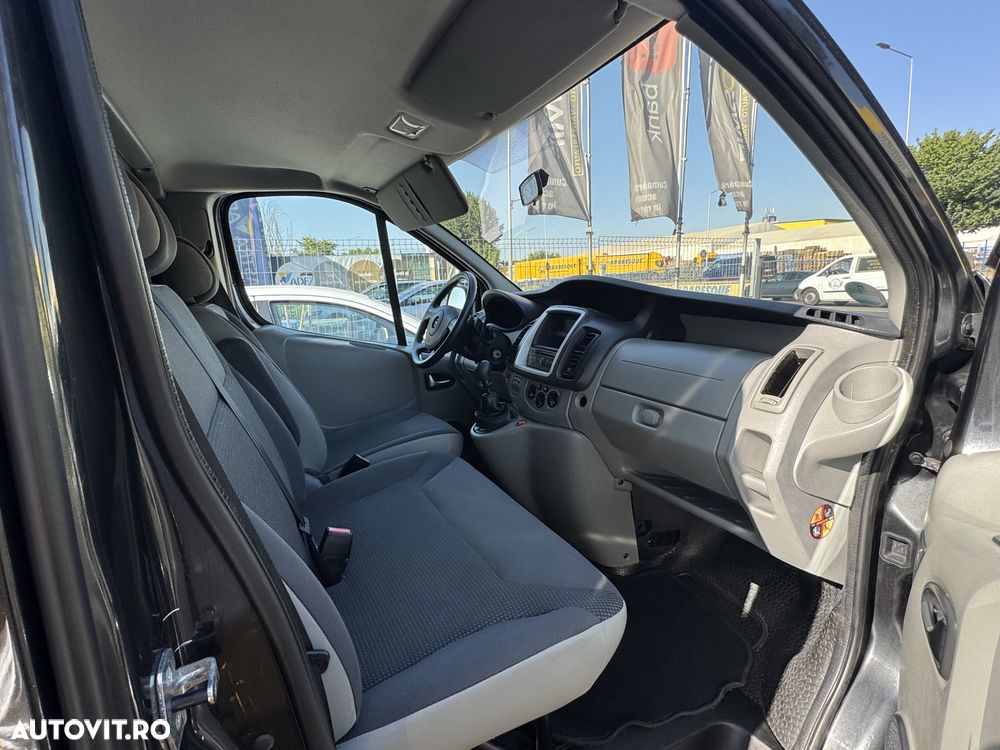 Opel Vivaro - 29