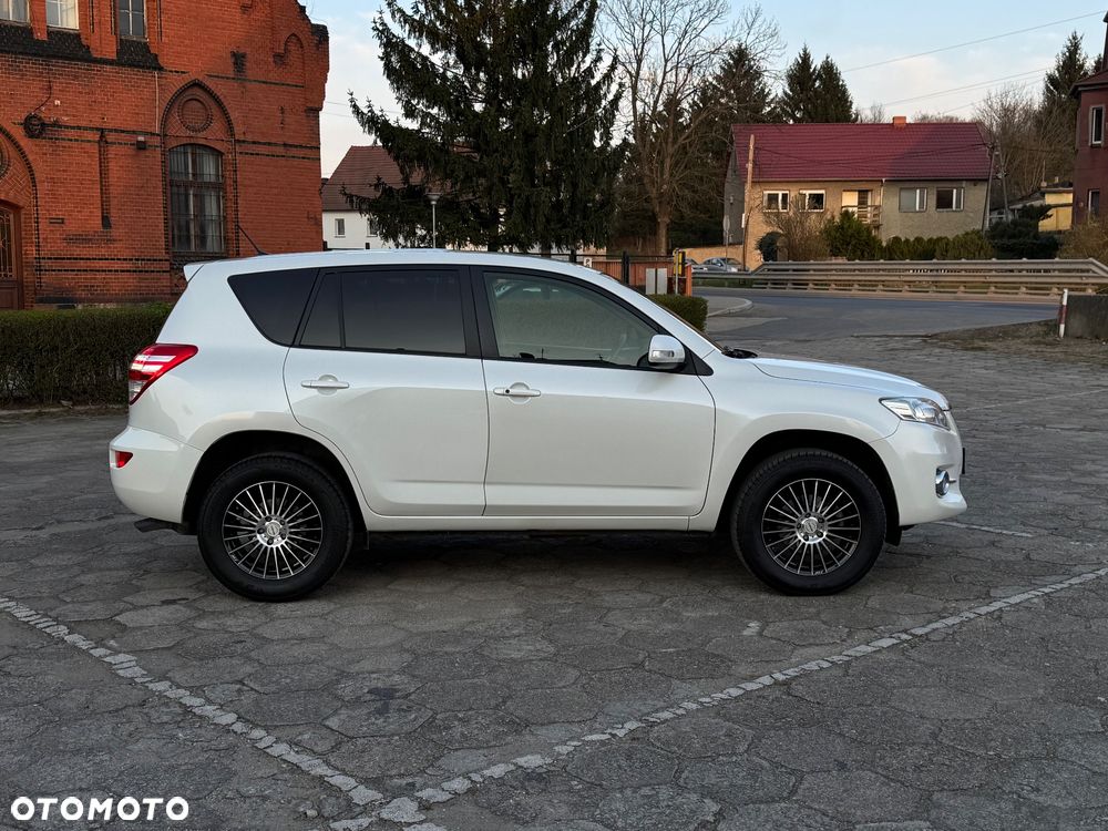 Toyota RAV4 2.2 D-4D 4x2 Life - 6
