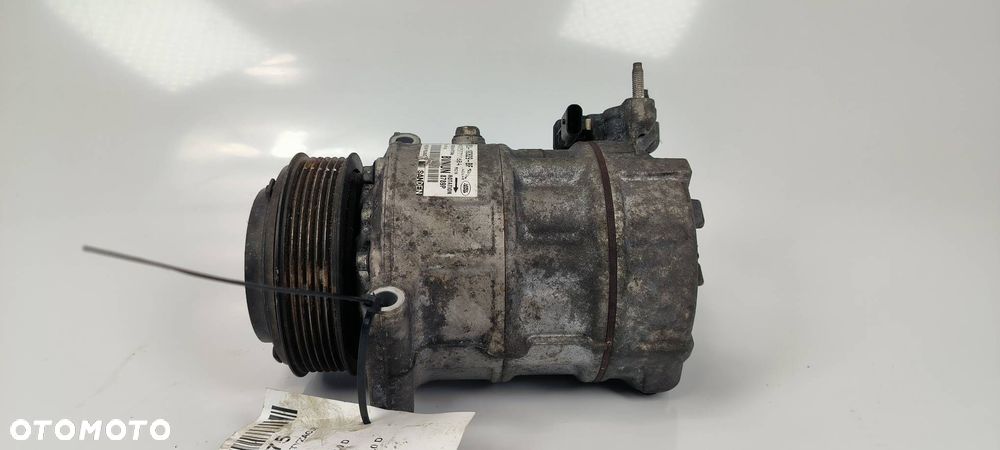 SPRĘŻARKA KLIMATYZACJI JAGUAR XE X760 2.0 D CPLA-19D629-BF - 2