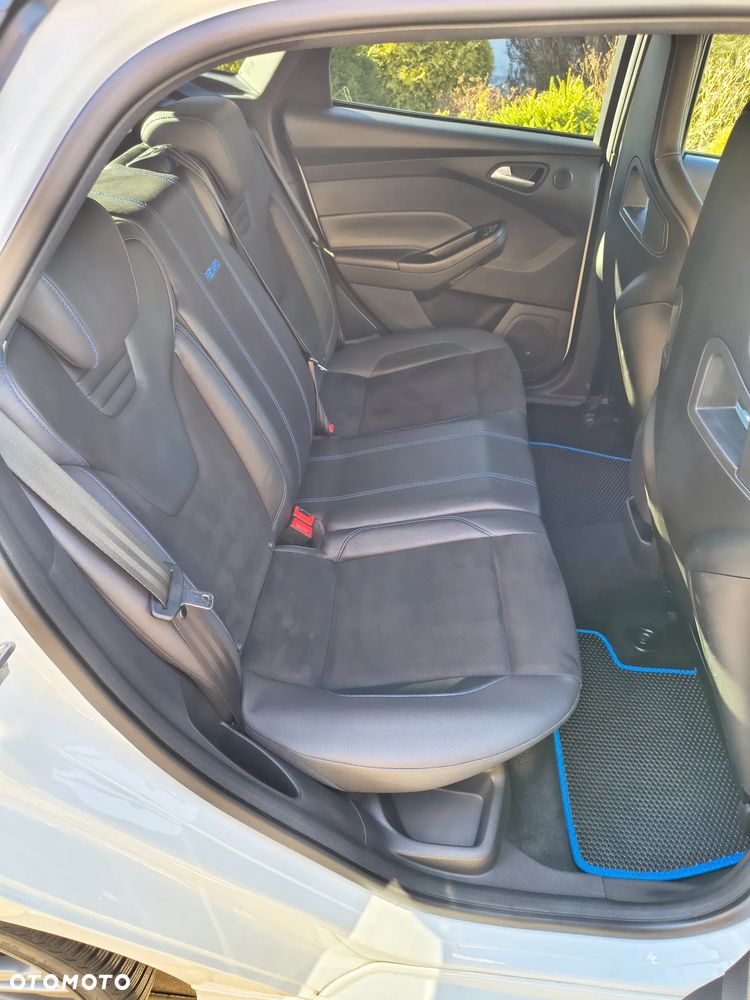 Ford Focus - 17