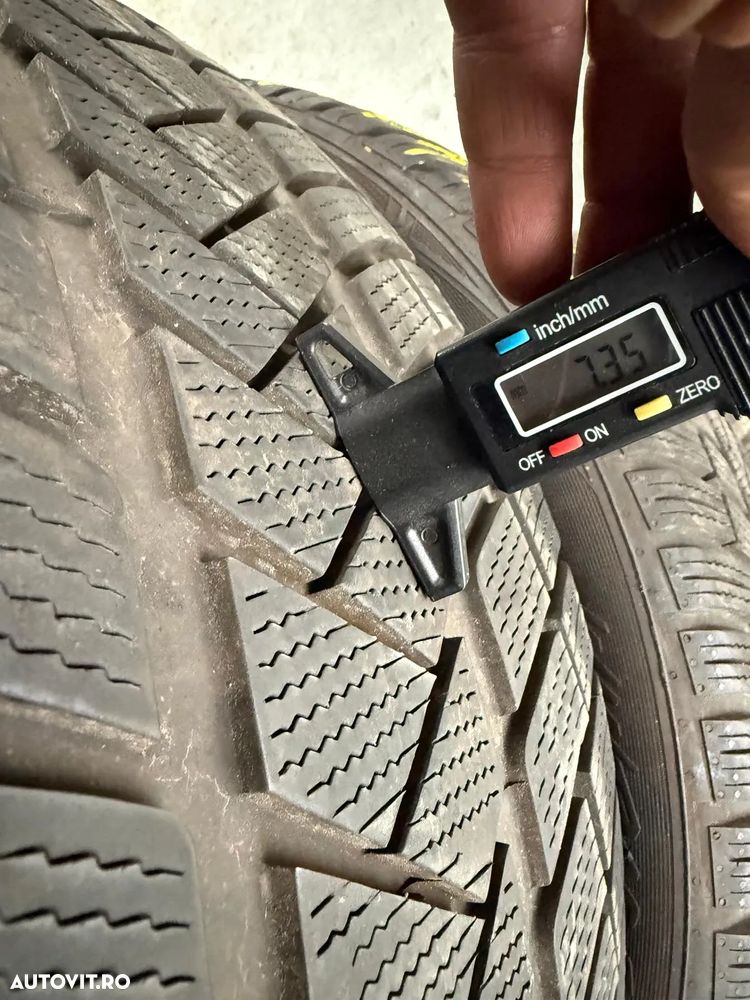 325 35 r22, 285 40 r22 iarna Vredestein - 3