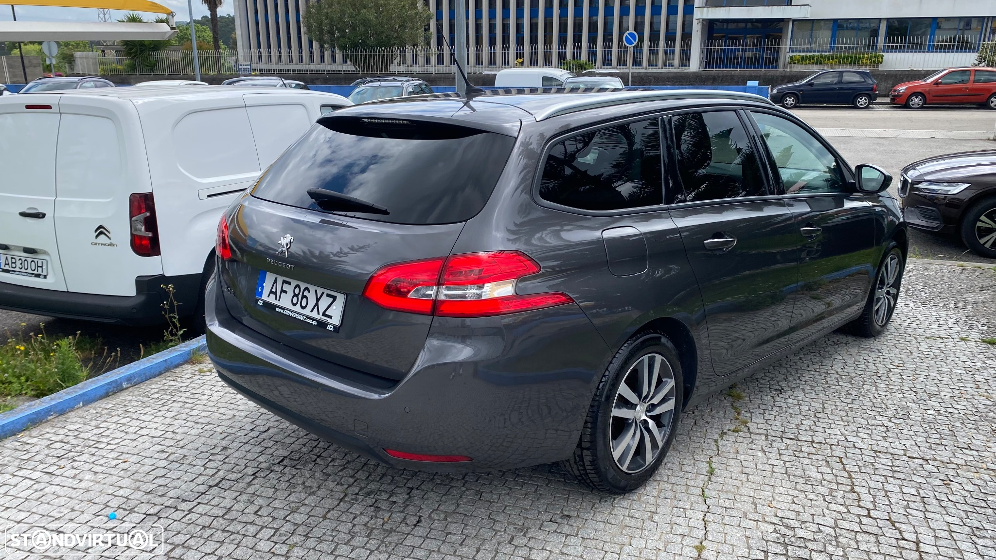 Peugeot 308 SW 1.2 PureTech Style - 8