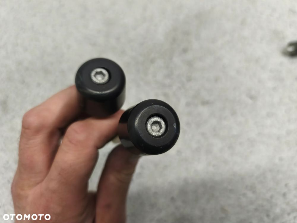 Ciężarki, końcówki kierownicy KTM 690 Duke - 2