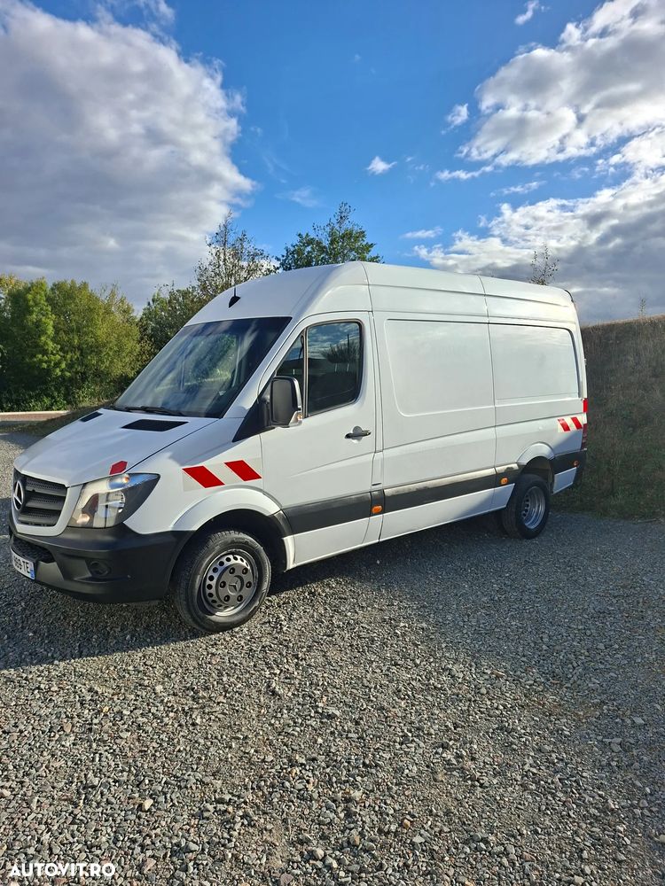 Mercedes-Benz Sprinter - 1