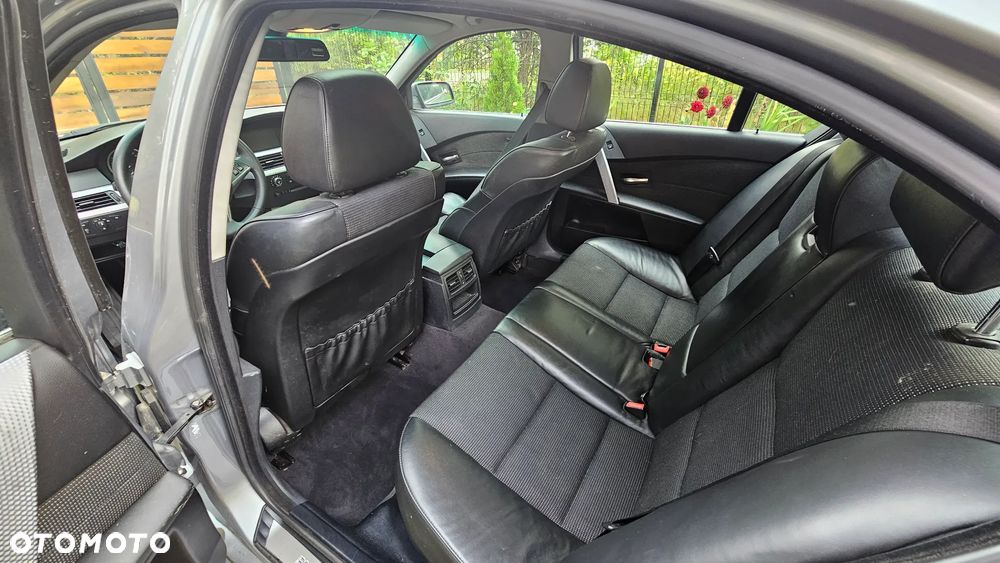 BMW Seria 5 - 36