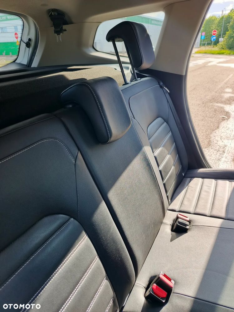 Dacia Duster 1.6 SCe Comfort - 15