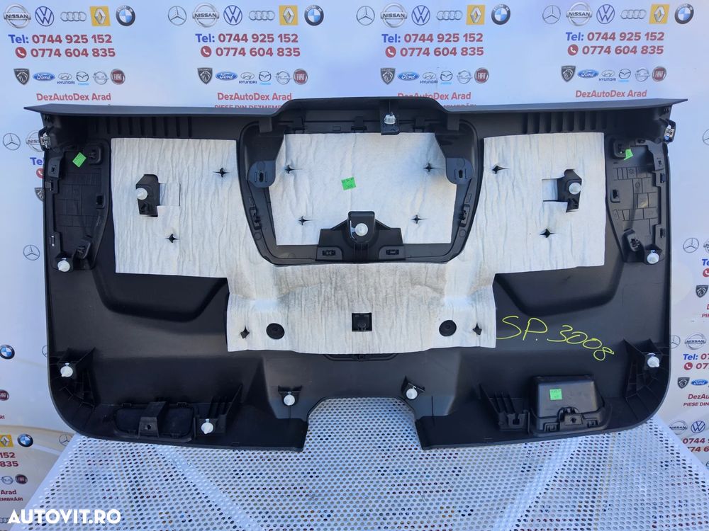 Capitonaj haion Peugeot 3008 an 2016-2024 interior haion Peugeot 3008 - 4