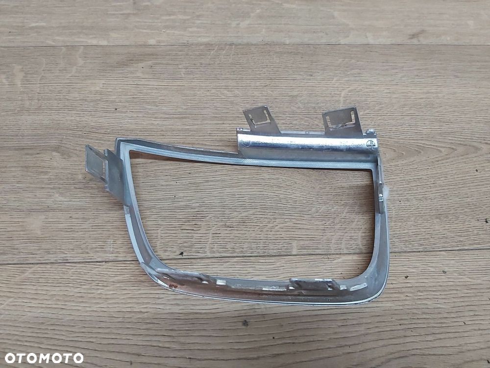 Chevrolet CAMARO V SS 6,2 v8 ramka lampy zderzaka tył prawa 10-14r 92197054 - 3