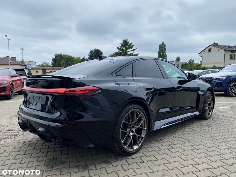 Audi RS5 Limousine - 6