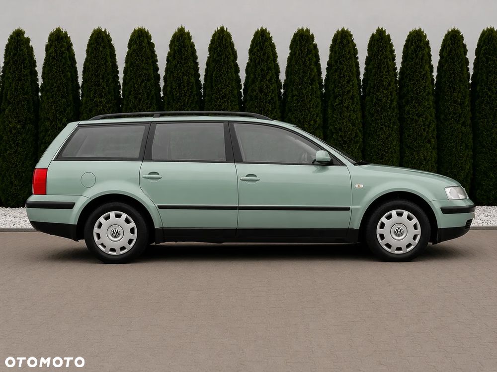 Volkswagen Passat 1.8 Comfortline - 9