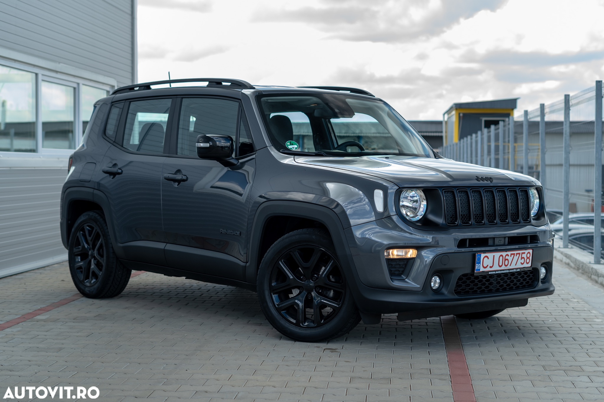 Jeep Renegade 1.0 Turbo 4x2 M6 Night Eagle - 11