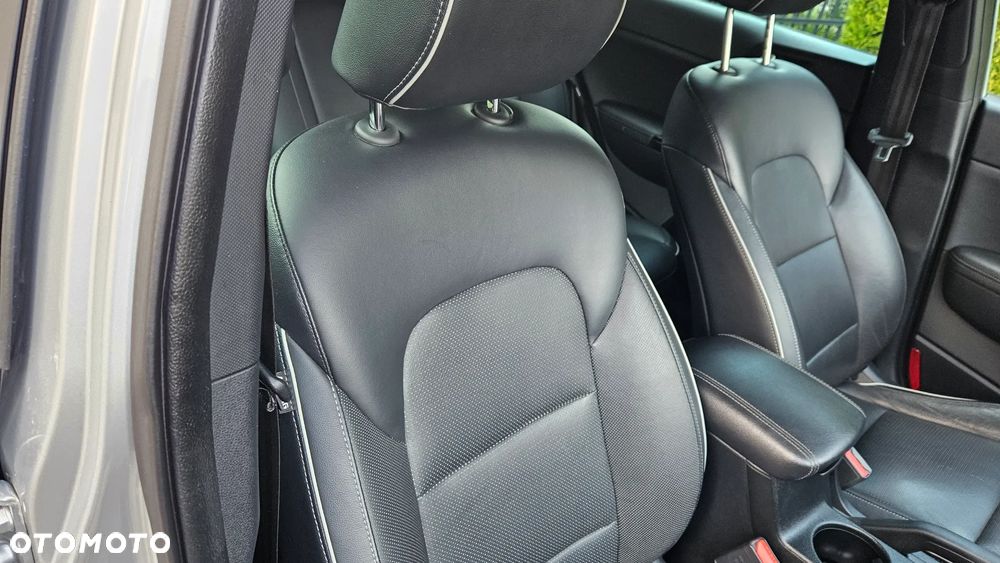 Kia Sportage 2,0 CRDI AWD GT Line - 11