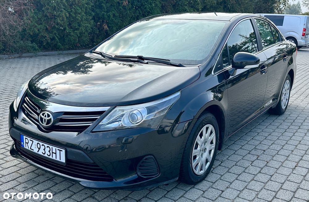 Toyota Avensis 1.6 Life - 2