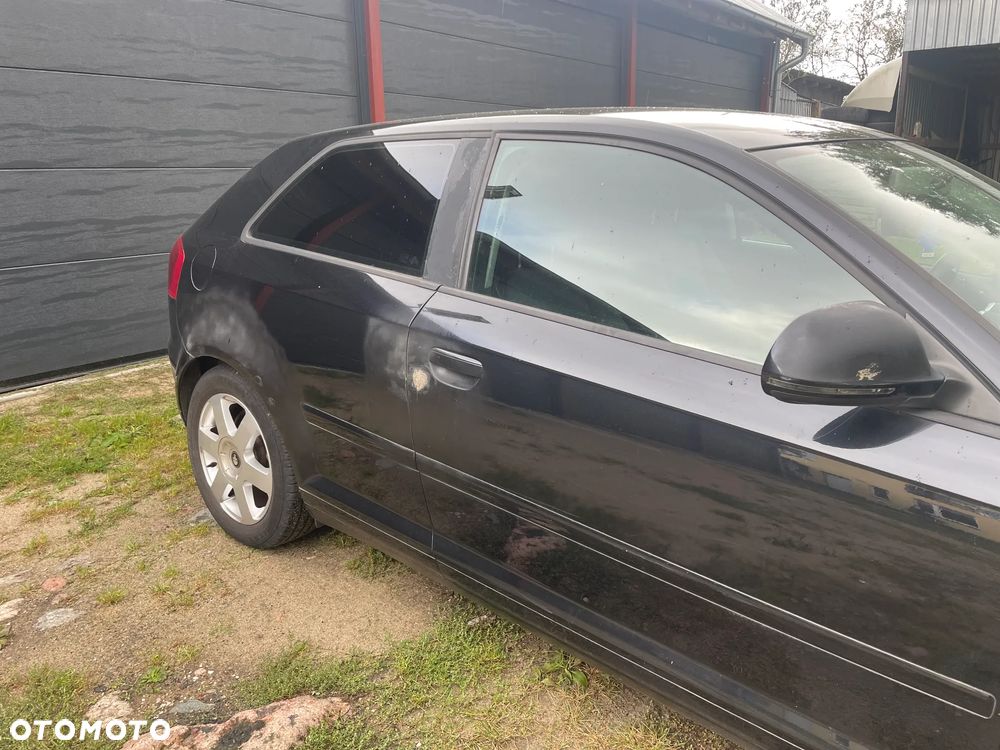 Audi A3 3-drzwiowe 1.6 Attraction - 6
