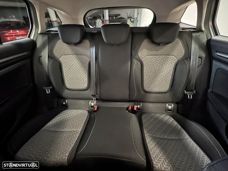 Renault Mégane Sport Tourer 1.5 Blue dCi Limited C/PM+Pneu - 28