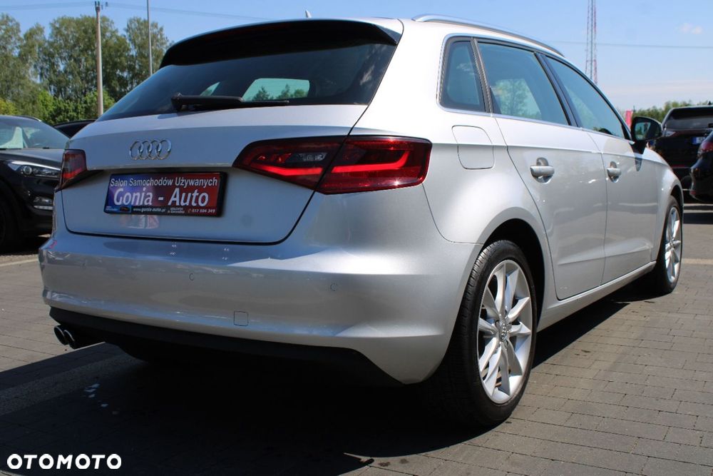 Audi A3 Sportback - 12