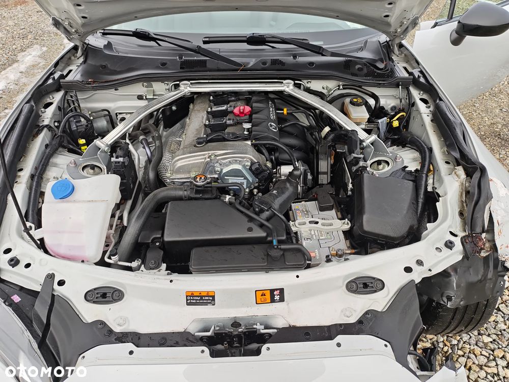 Mazda MX-5 SKYACTIV-G 160 SAKURA - 16