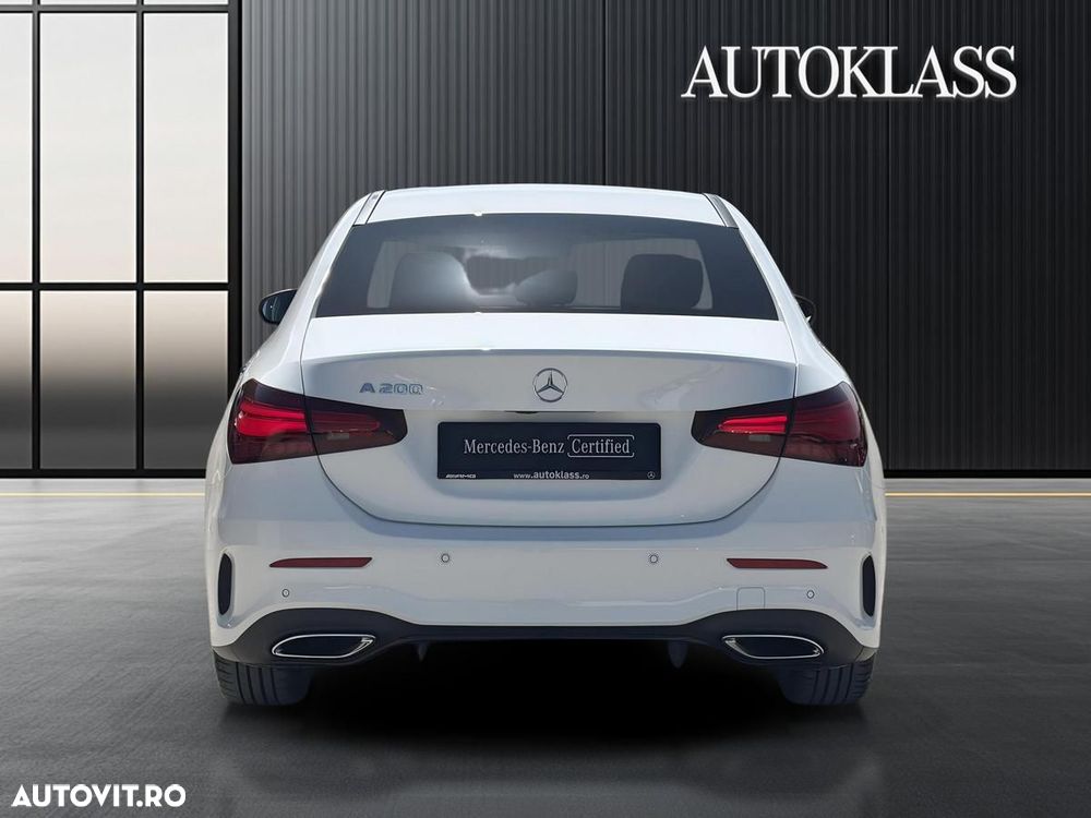 Mercedes-Benz A 200 Sedan MHEV 7G-DCT - 8