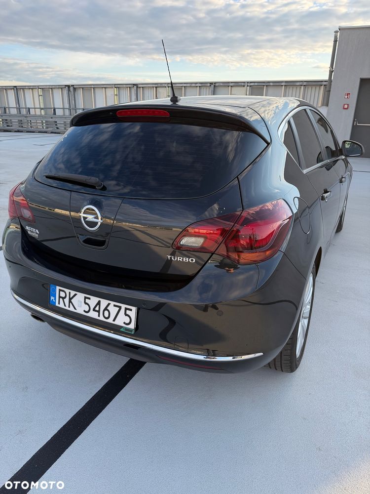 Opel Astra 1.4 T Cosmo - 9